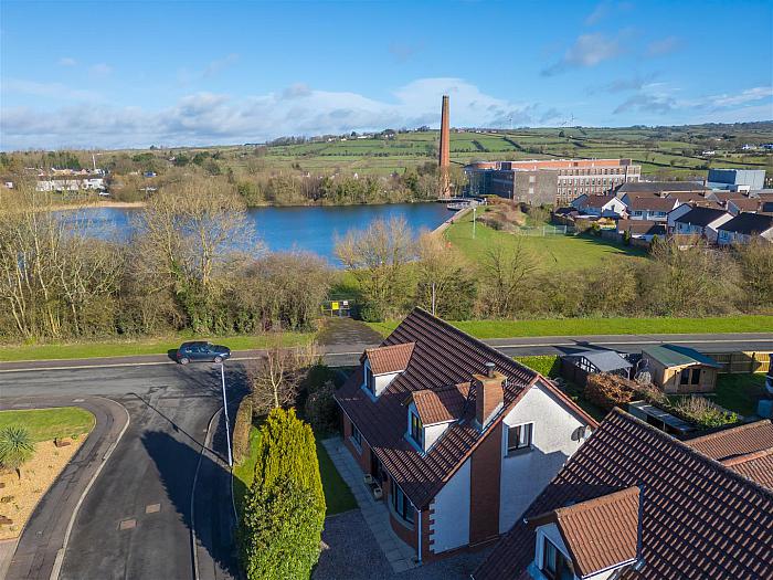  2 Lakeview Grove, Newtownabbey