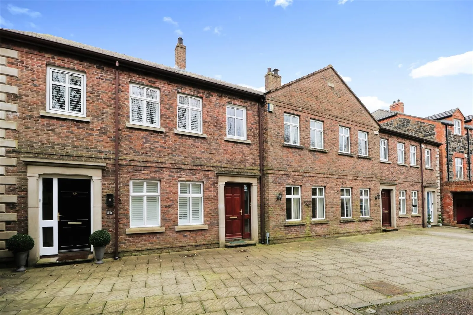 3 bedroom townhouse to rent at 12b Old Mill Dunadry Antrim BT41 4QF
