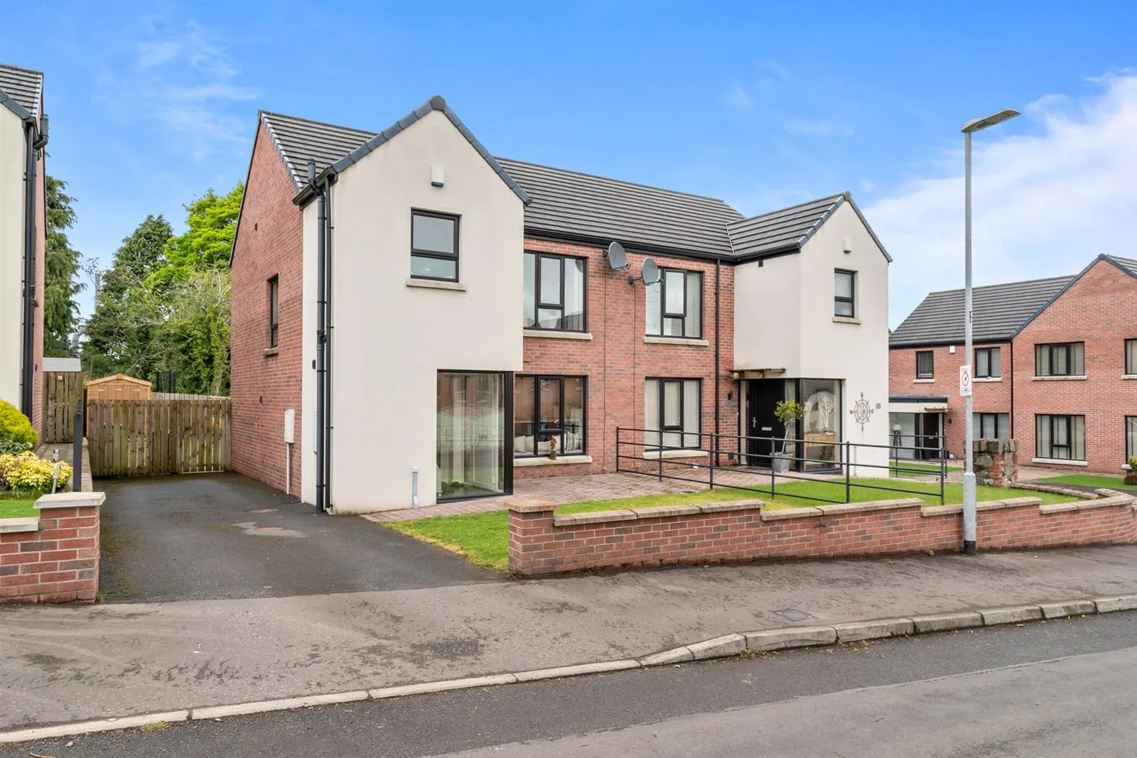 3 bedroom semi-detached to rent at 17 Sealstown Road Newtownabbey BT36 4QU
