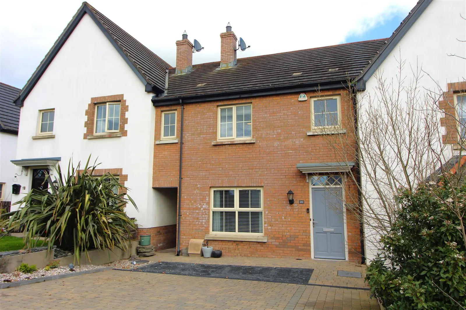 3 bedroom townhouse to rent at 20 Coopers Mill Court Belfast BT16 1SZ