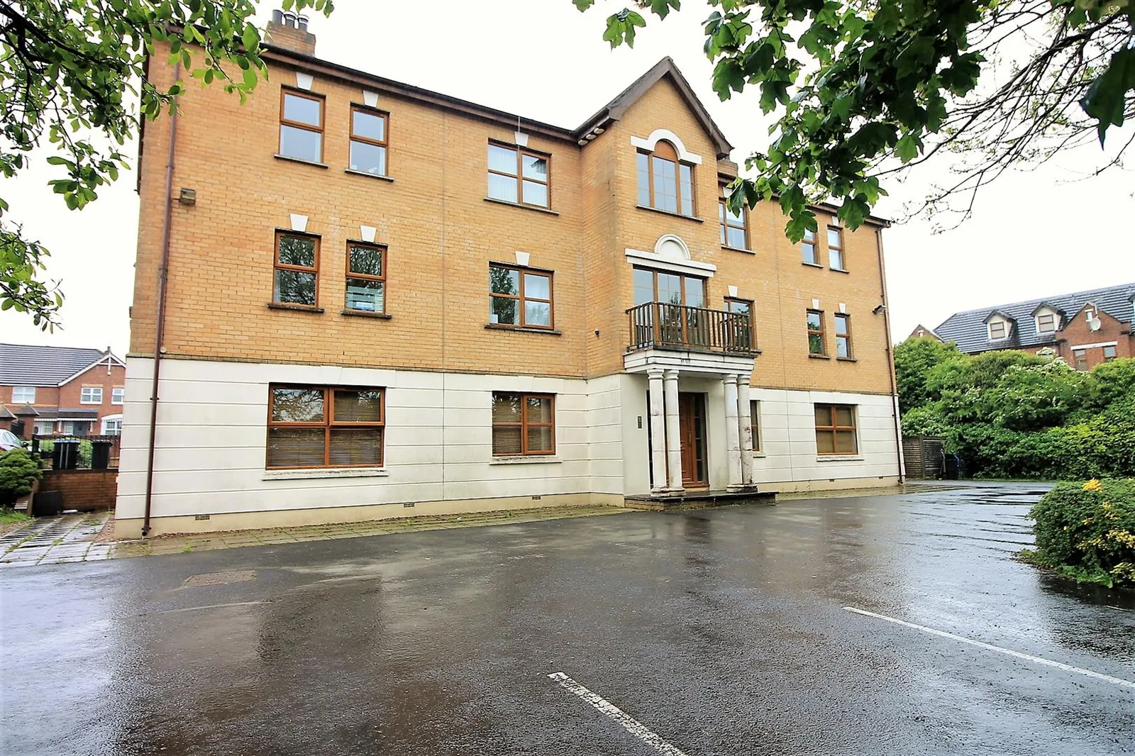 2 bedroom apartment to rent at 8 Mayfield Avenue Newtownabbey BT36 7WP