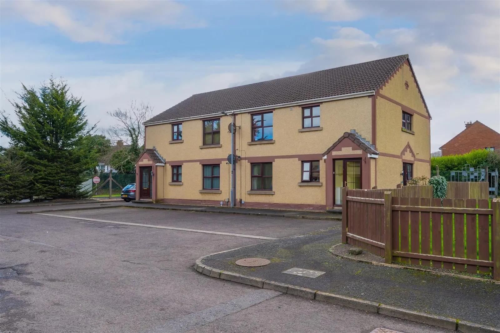 2 bedroom apartment to rent at 1 Kings Court Newtownabbey BT37 0DX