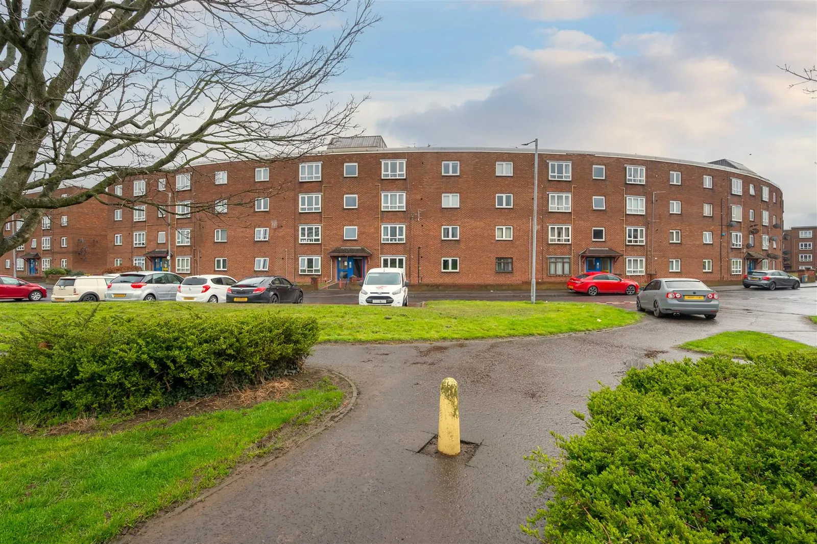 2 bedroom apartment to rent at 9F Ardmillan Drive Newtownabbey BT37 9AZ