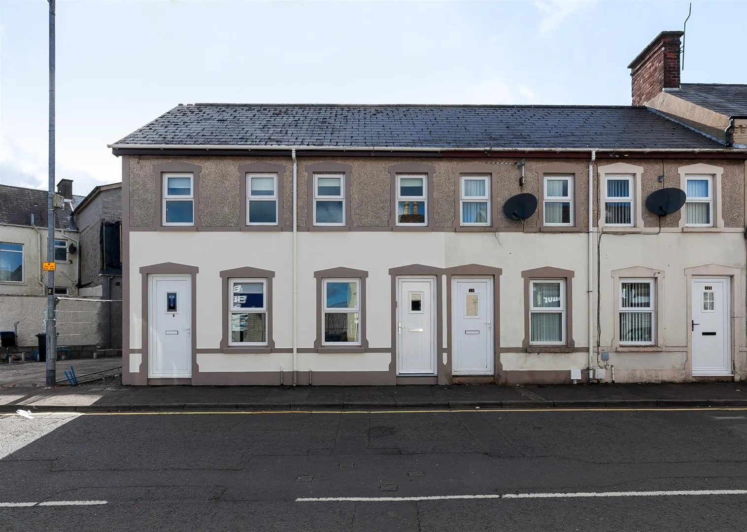2 bedroom terraced to rent at 11 Ballyeaston Road Ballyclare BT39 9BW