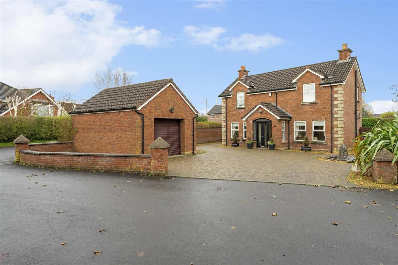 4 bedroom detached to rent at 3 Claughlin Manor Ballyclare BT39 9LH