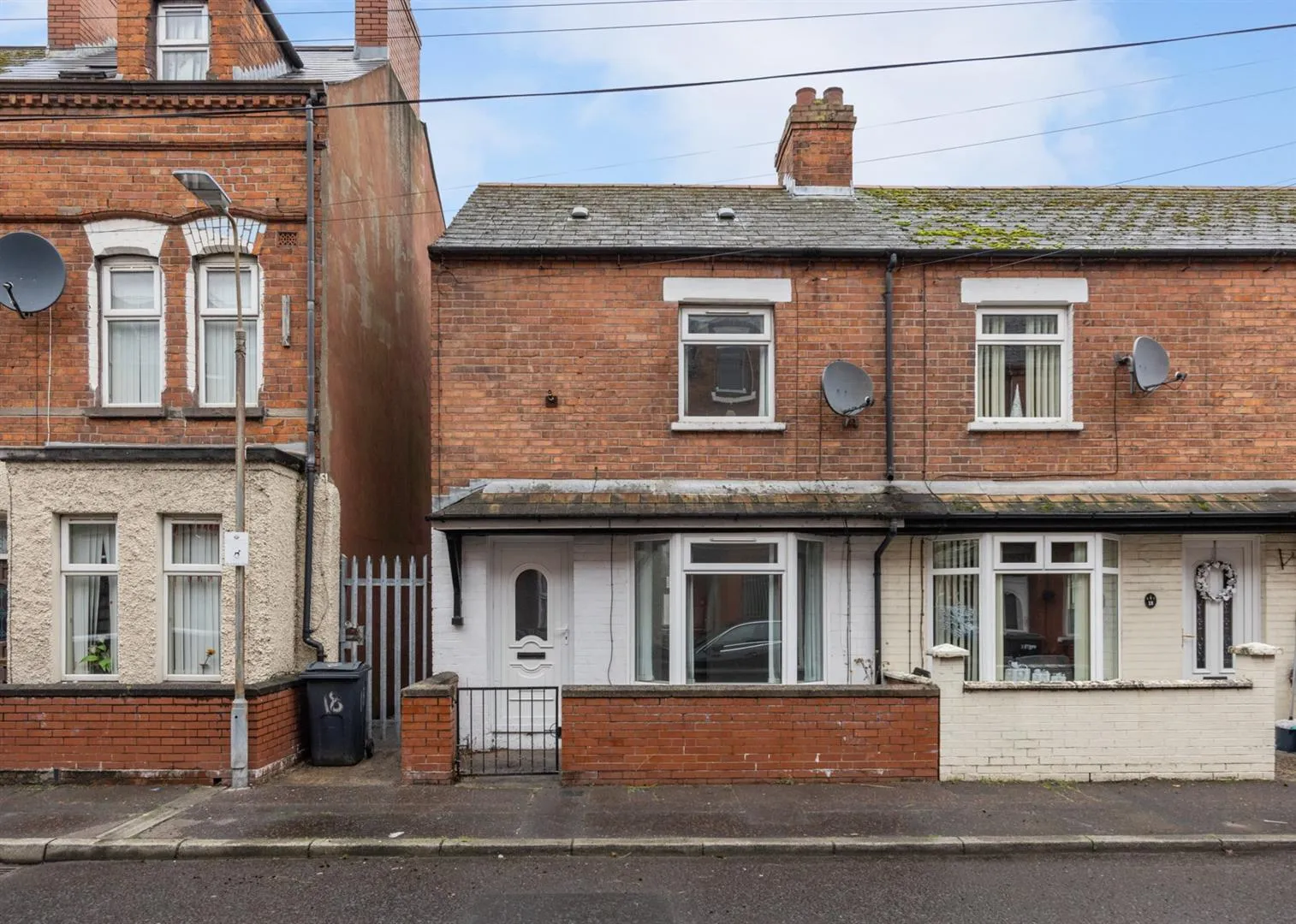 2 bedroom end terrace to rent at 16 Keadyville Avenue Belfast BT15 3QE