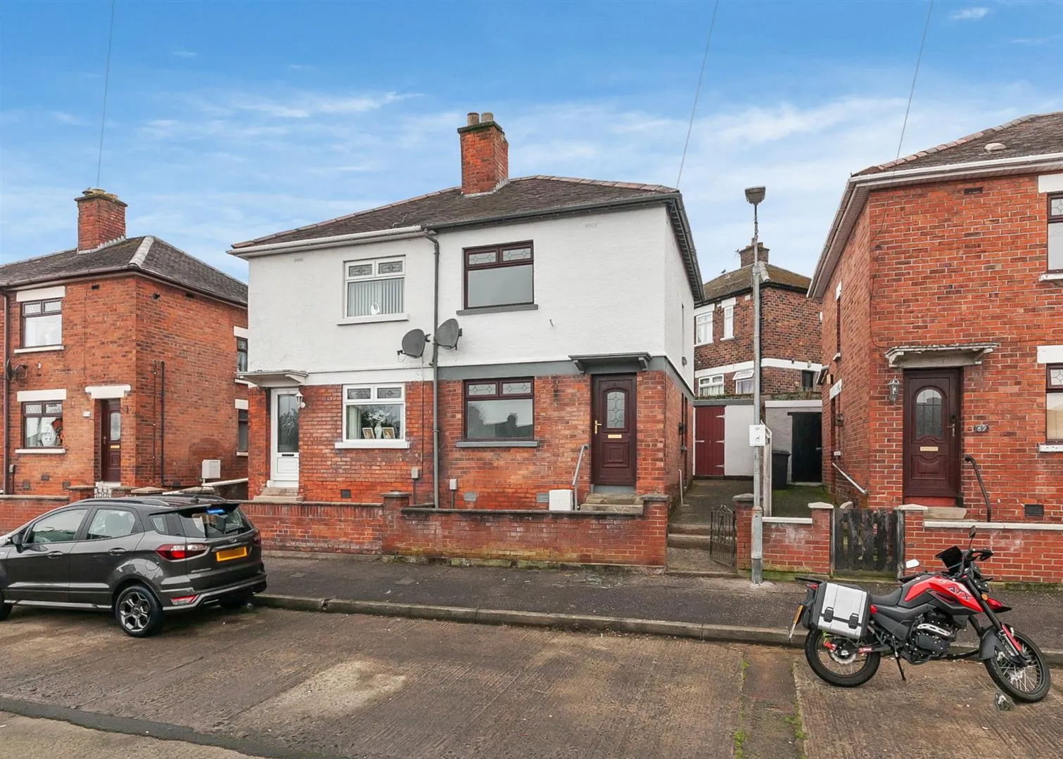 3 bedroom semi-detached to rent at 71 Ainsworth Drive Belfast BT13 3EL