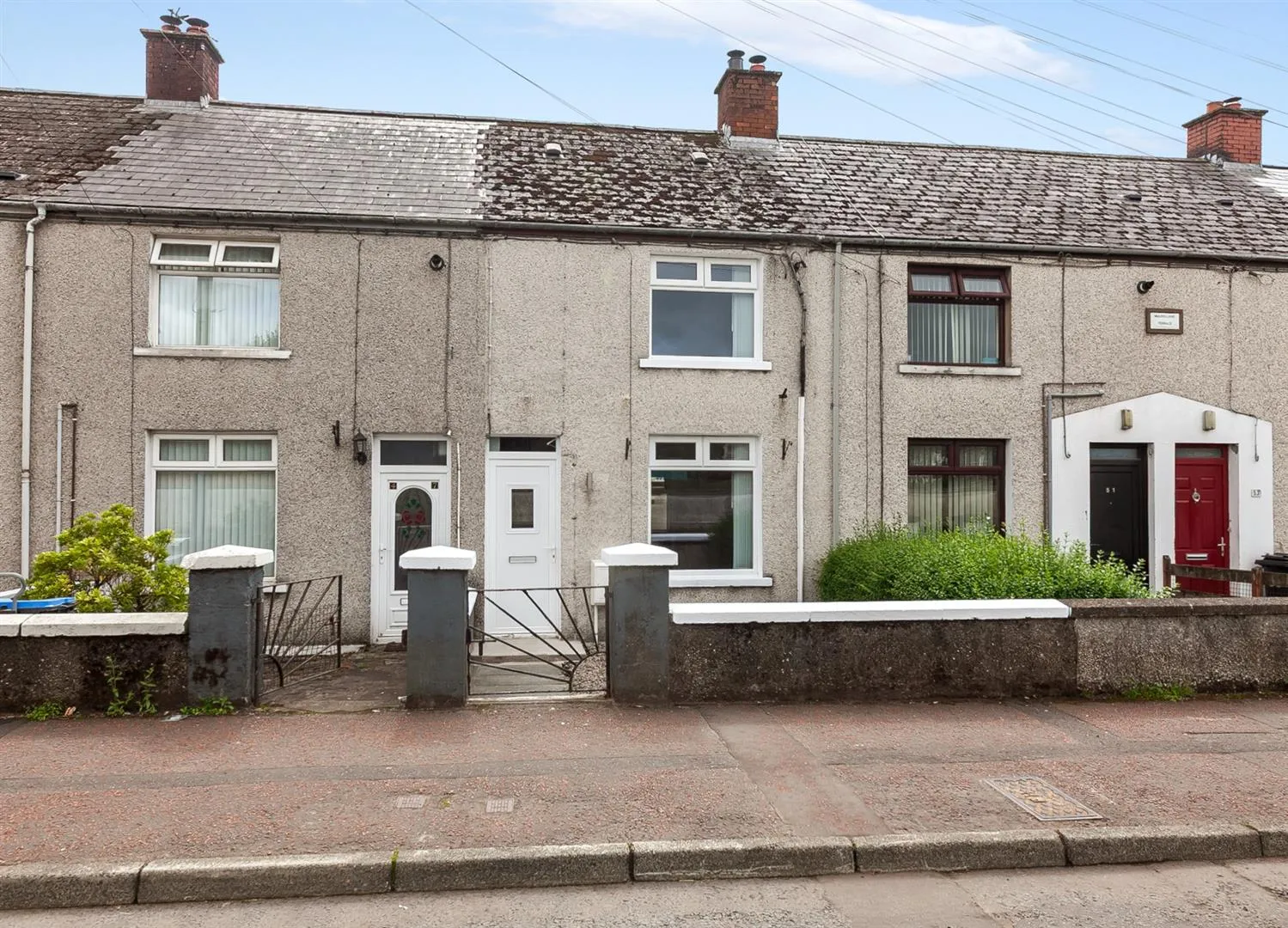 2 bedroom terraced to rent at 49 Doagh Road Ballyclare BT39 9BG