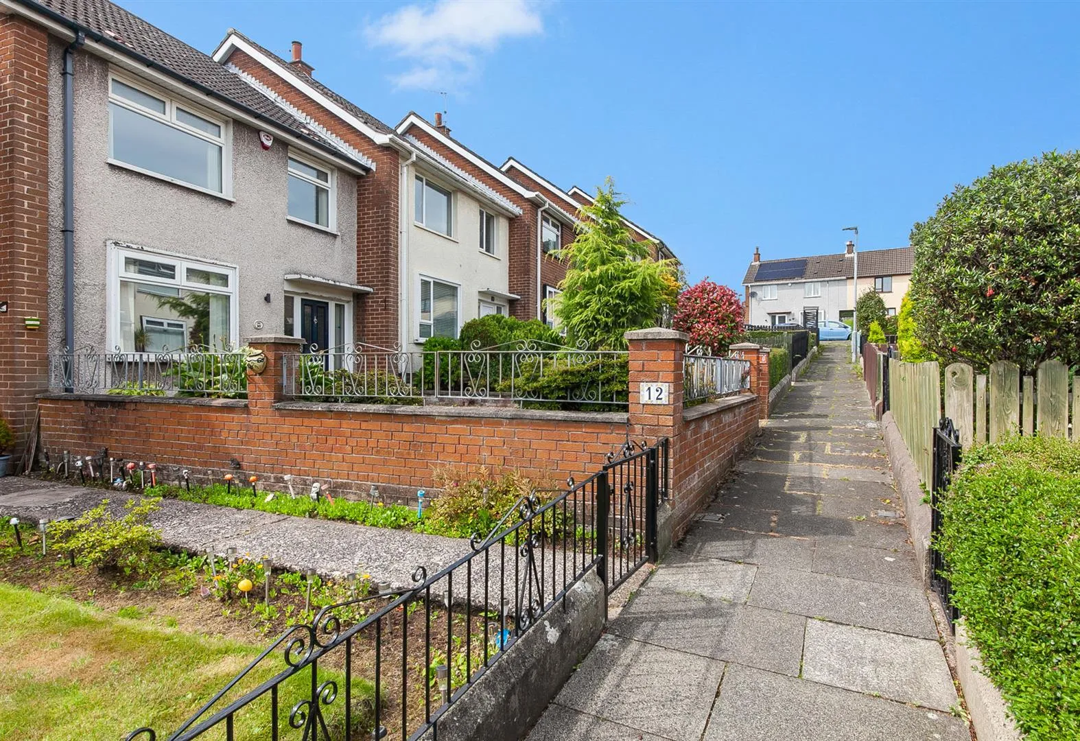 3 bedroom terraced to rent at 10 Mountview Pass Newtownabbey BT37 9QB