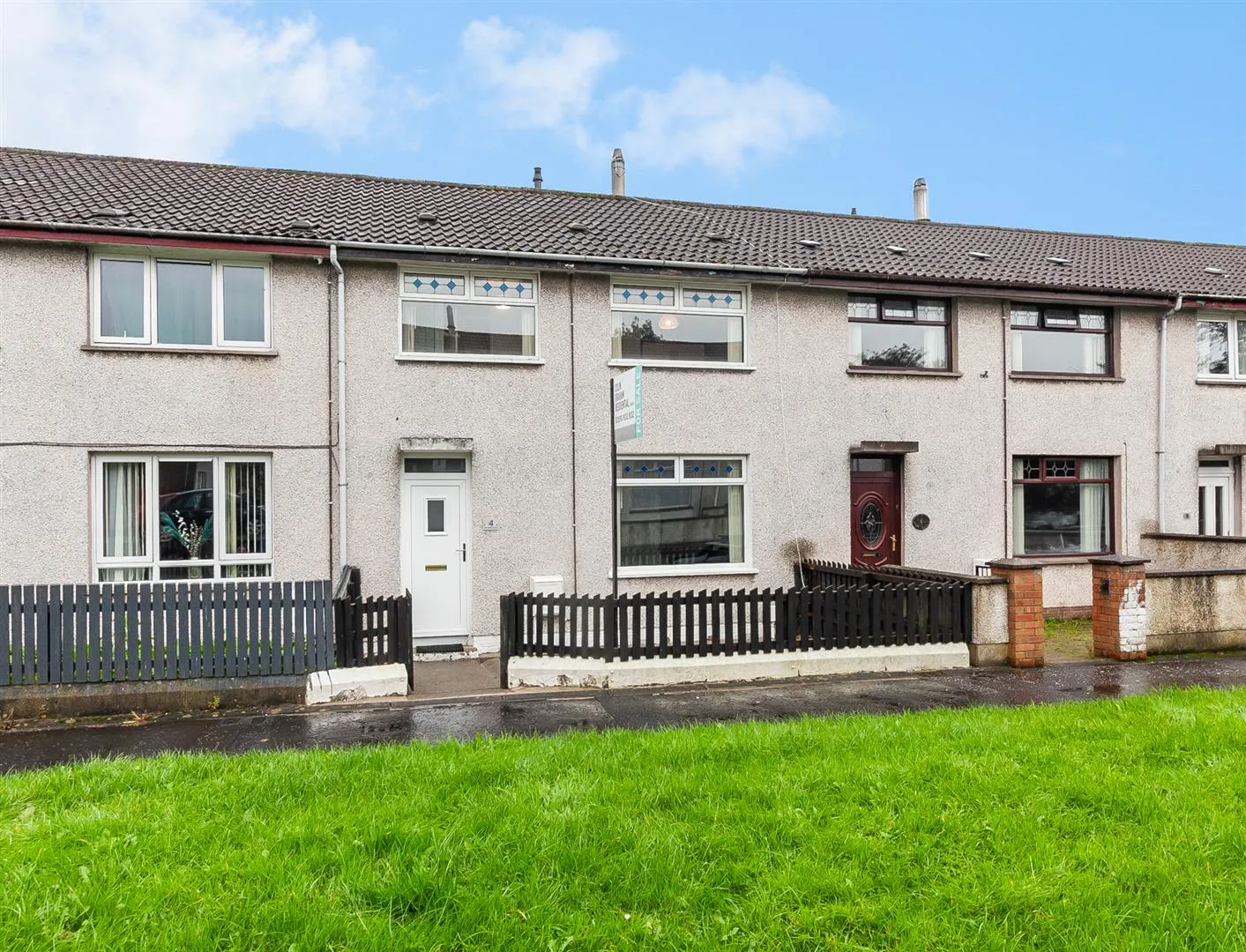 3 bedroom terraced to rent at 4 Clareville Avenue Ballyclare BT39 9DN