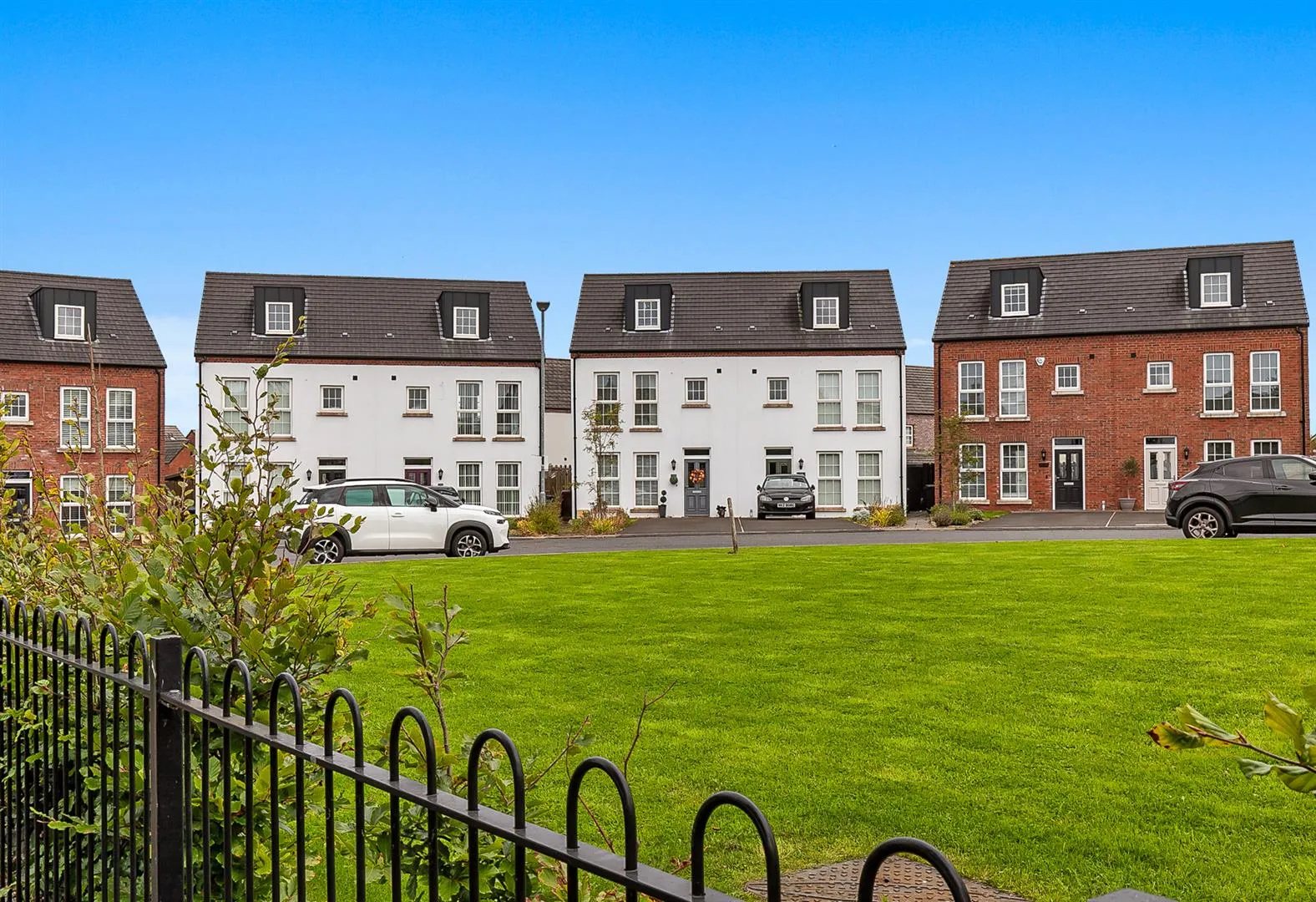 3 bedroom semi-detached for sale at 43 Blackrock Crescent Newtownabbey BT36 4AY