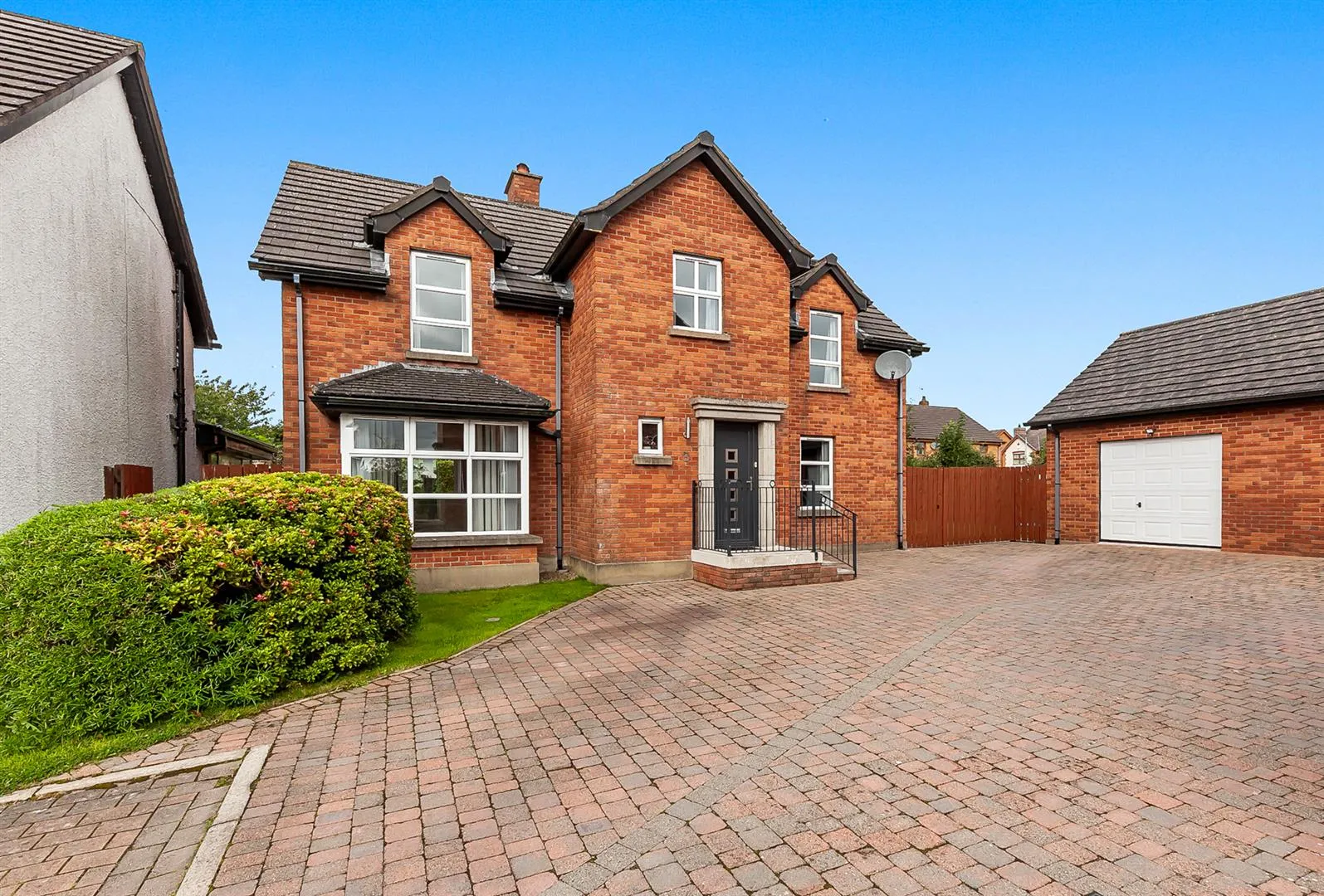 4 bedroom detached for sale at 3 Fernridge Drive Newtownabbey BT36 5SX