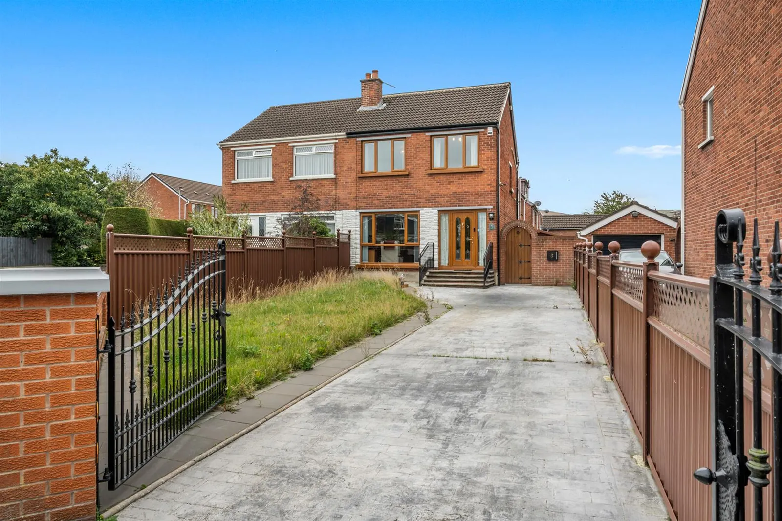 3 bedroom semi-detached for sale at 3 Sandyknowes Crescent Newtownabbey BT36 5DJ