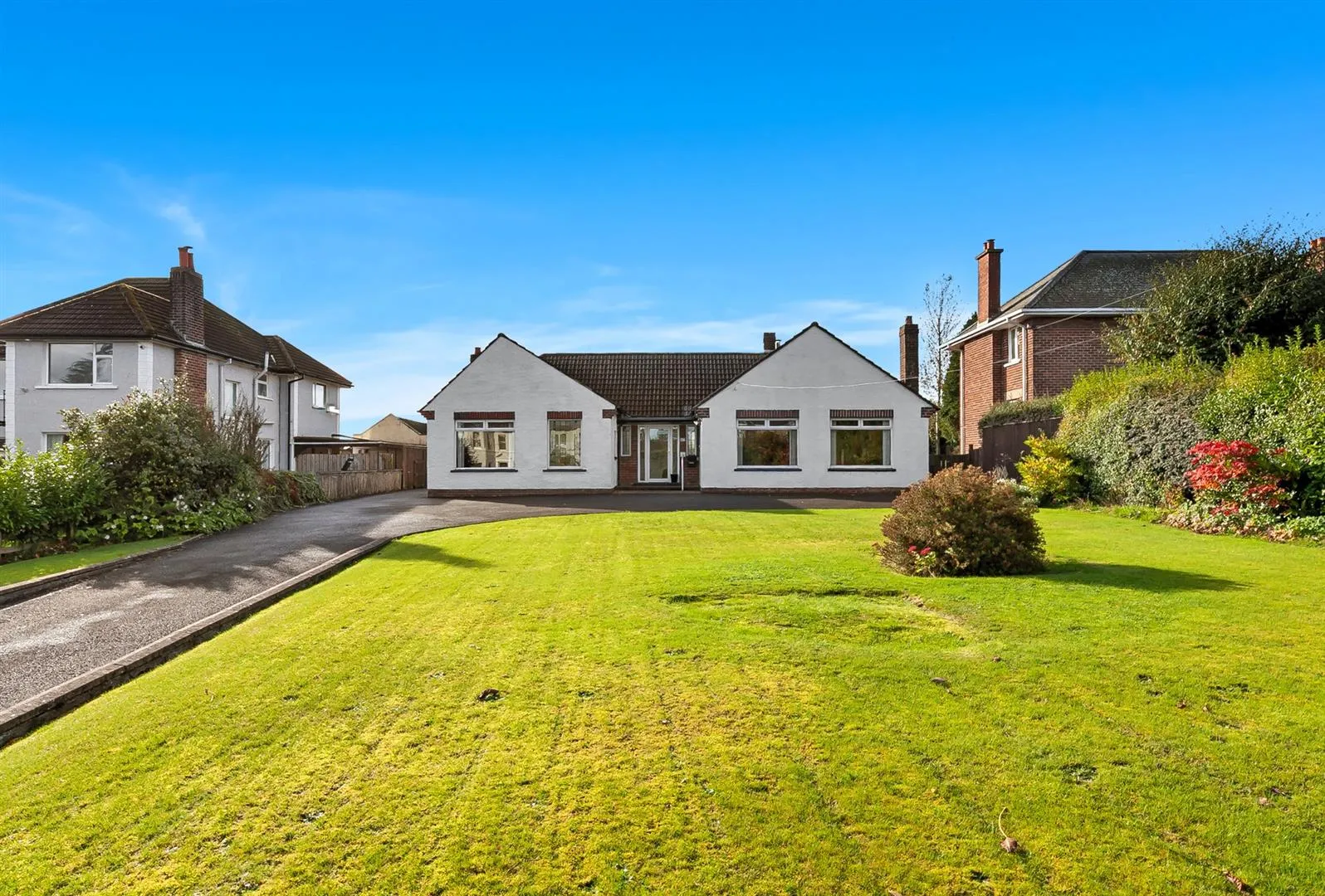 4 bedroom detached to rent at 47 Rashee Road Ballyclare BT39 9HT