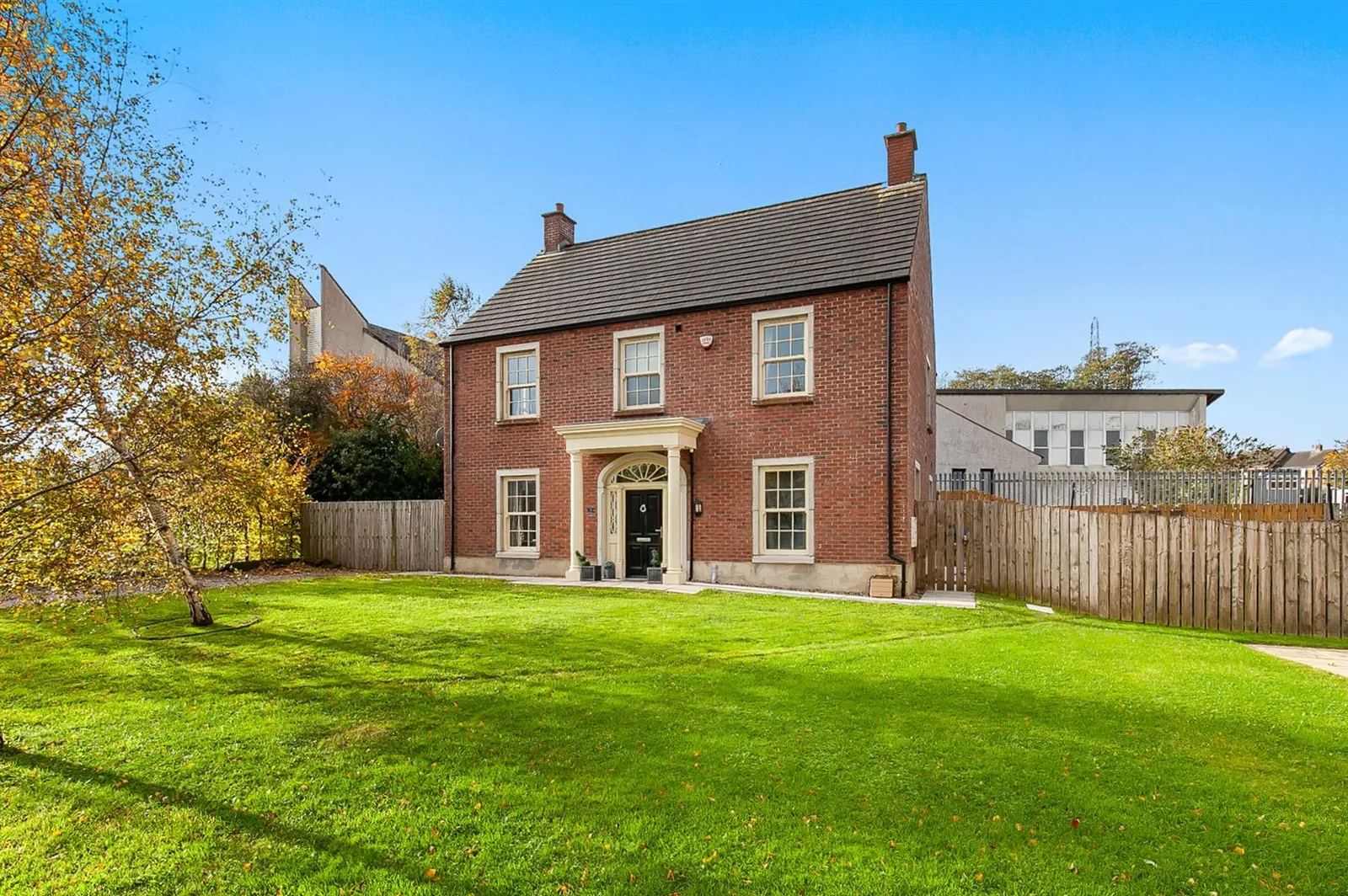 4 bedroom detached for sale at 6 Glen Corr Gardens Newtownabbey BT36 5QH